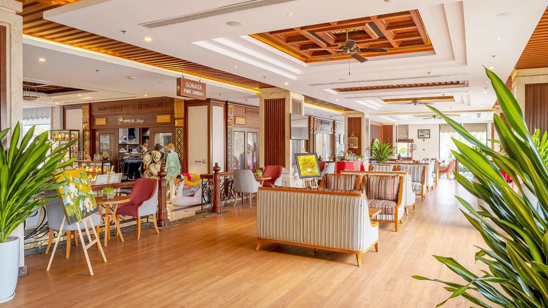 *****  Dlg Hotel Danang Vietnam